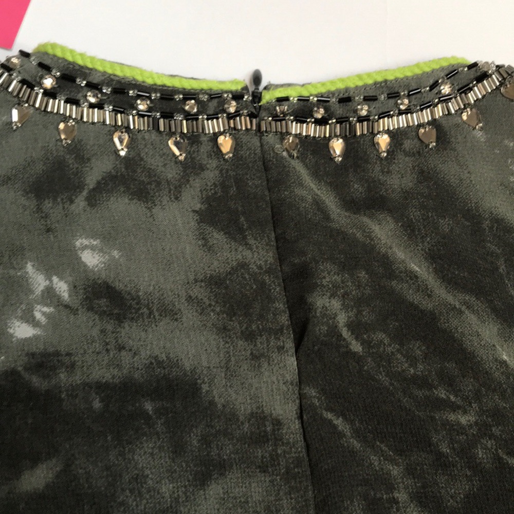 NWT Chelsea & Violet Tie Dye Embellished Top - Picture 3 of 6